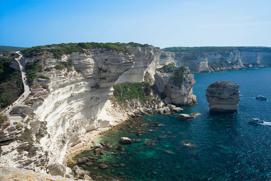 Le falesie bianche di Bonifacio, in Corsica Le falesie bianche di Bonifacio, in Corsica